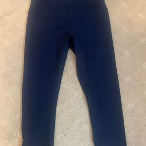 ORIGINAL WONDER UNDER CROPPED LEGGINGS